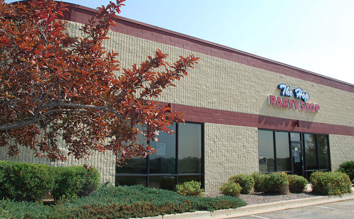 Pictures of Industrial property located at 12301-12351 Grant St, Thornton, CO 80241 for lease - image #1