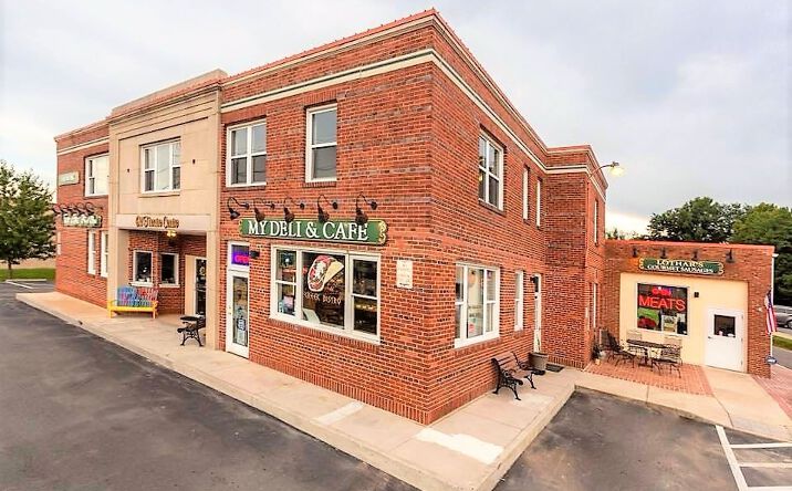 Pictures of Retail property located at 860 E. Main Street, Unit D, Purcellville, VA 20132 for lease - image #1
