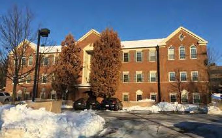 Pictures of Office property located at 121 W Long Lake Bloomfield Hills, Bloomfield Hills, MI 48304 for lease - image #1