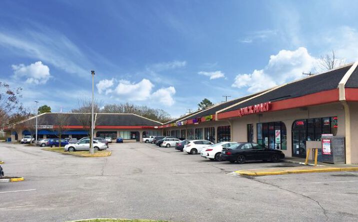 Pictures of Retail property located at 1091 Norfolk Ave, Virginia Beach, VA 23451 for lease - image #1