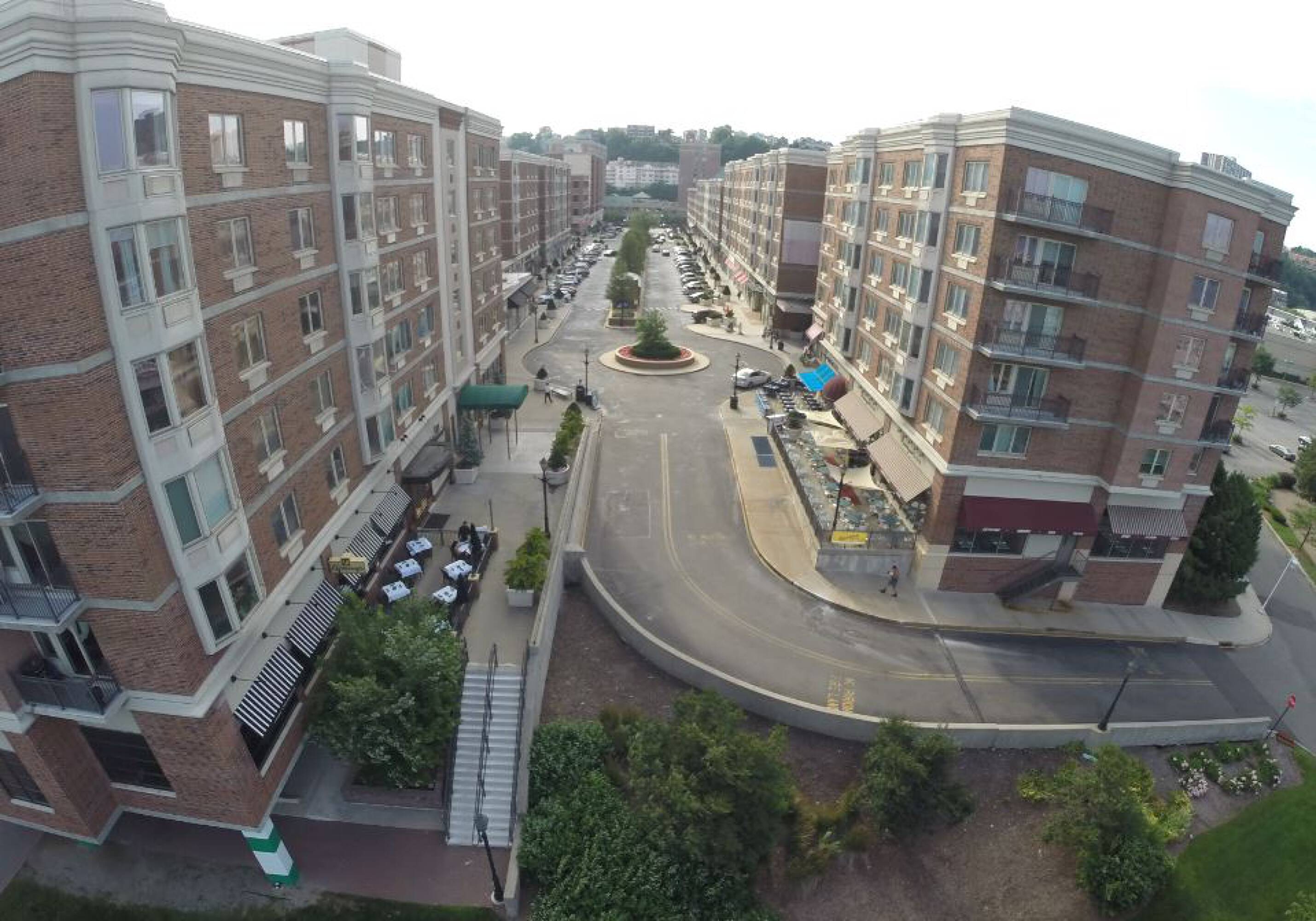 River Road & Road, Edgewater, NJ 07047