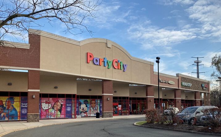 Pictures of Retail property located at 1680 US-22, Watchung, NJ 07069 for lease - image #1
