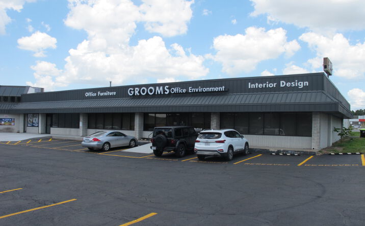 Pictures of Office property located at 1245-1285 E Montclair St, Springfield, MO 65804 for lease - image #1
