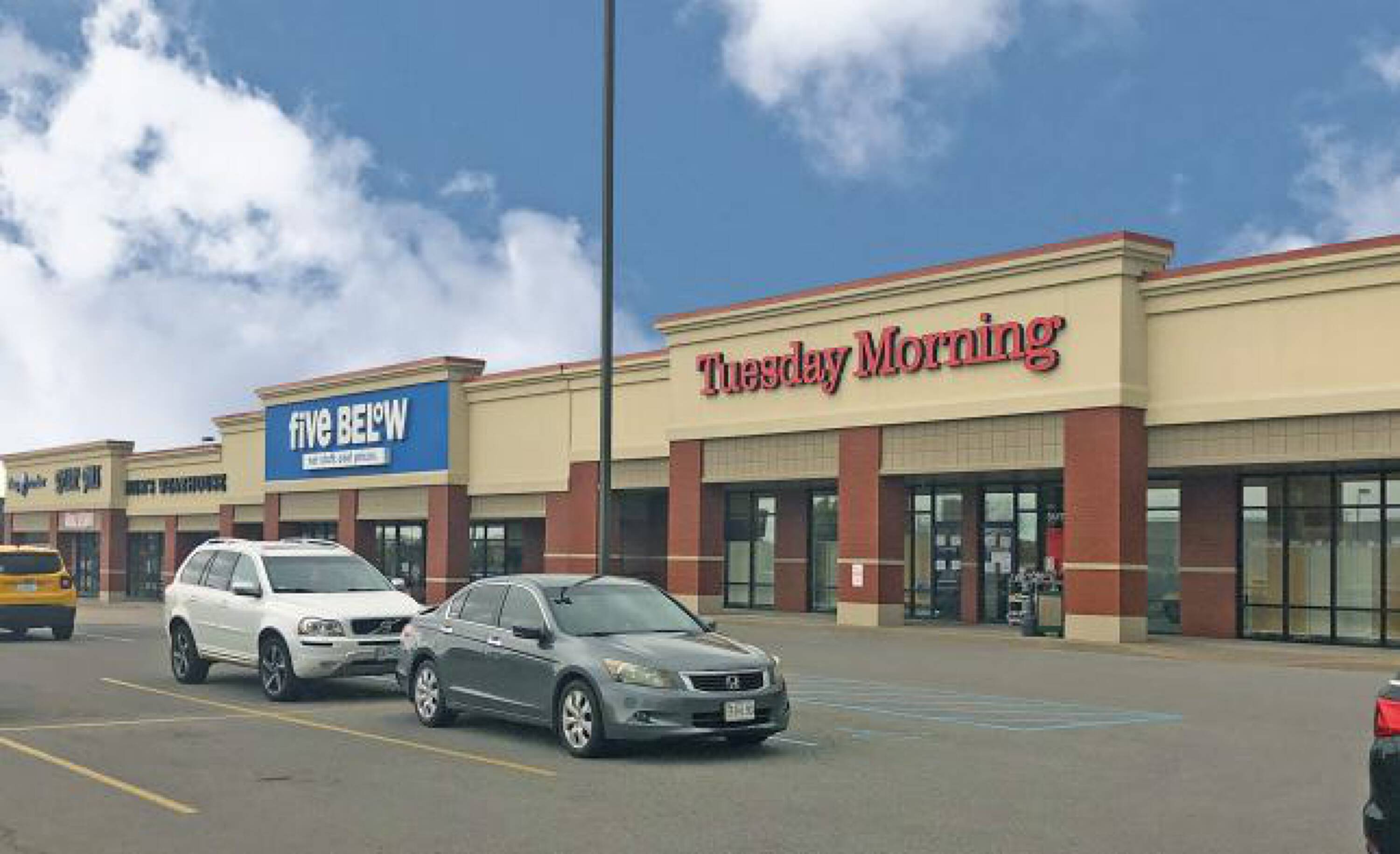 155 Siemers Dr, Cape Girardeau, MO 63701