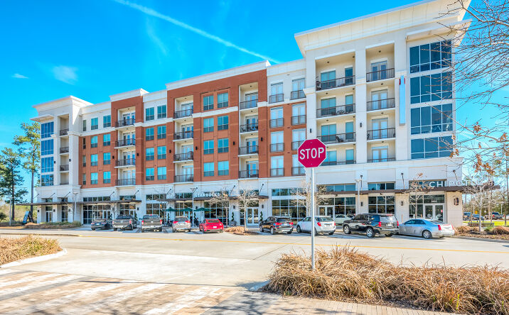 Pictures of Retail, Office property located at 1400-1460 Lake Plaza Dr., Spring, TX 77389 for lease - image #1