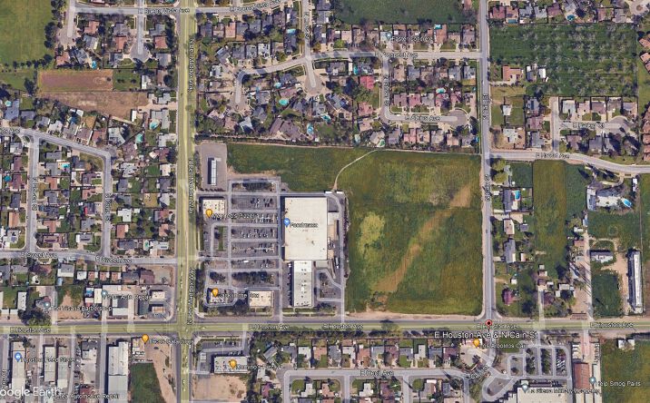 Pictures of Land property located at 1622 N Ben Maddox Way, Visalia, CA 93292 for lease - image #1