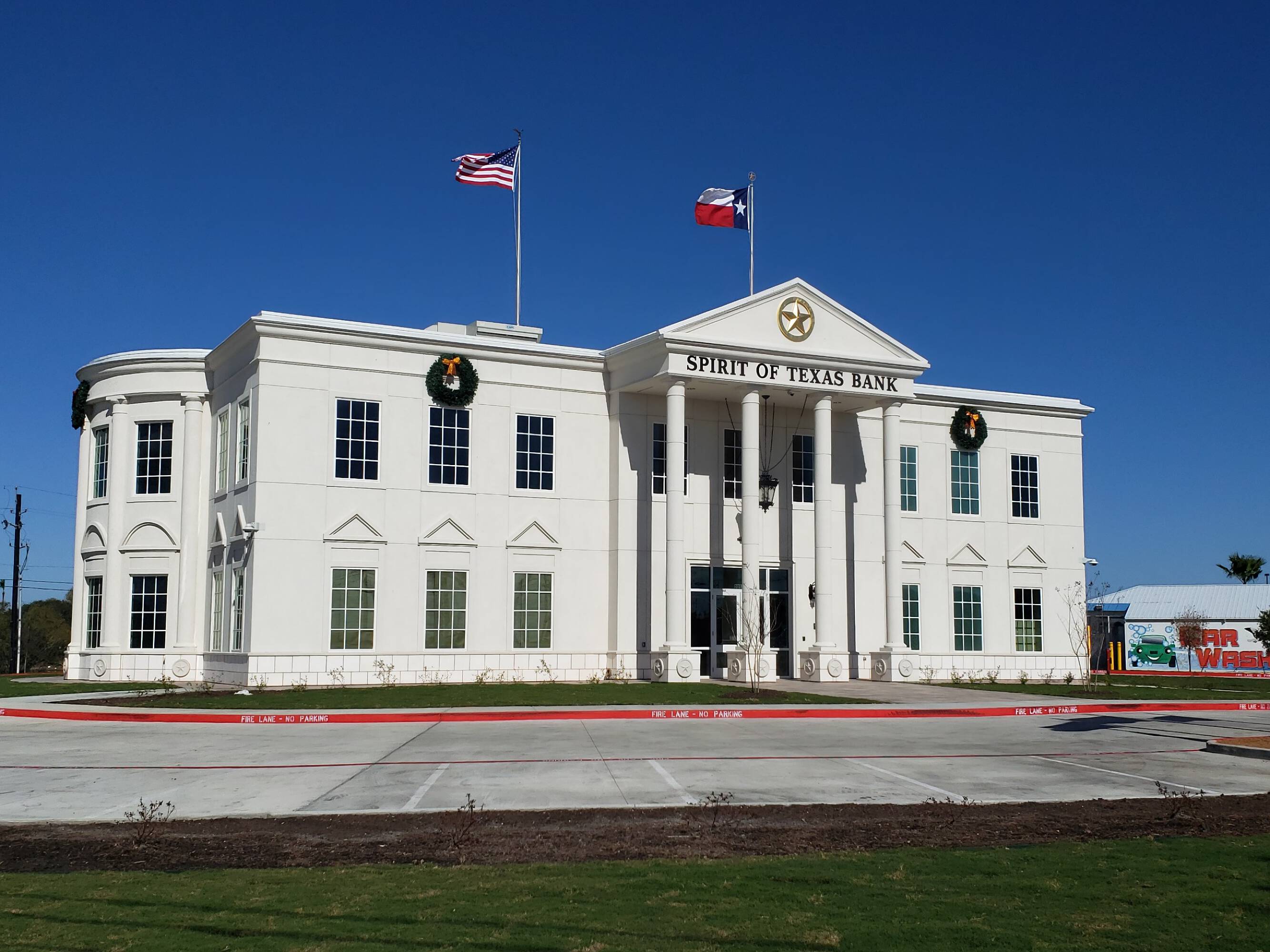 2051 Rodd Field Rd, Corpus Christi, TX 78412