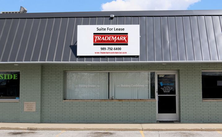 Pictures of Retail, Office property located at 220 N Center Rd, Saginaw, MI 48638 for lease - image #1