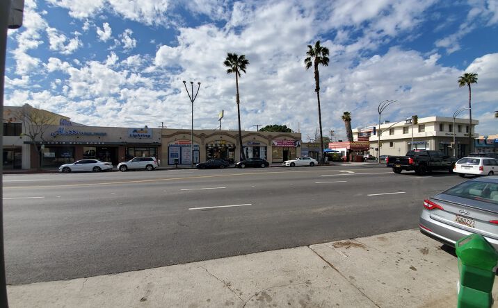 Pictures of Retail property located at 6223 Van Nuys Blvd, Los Angeles, CA 91401 for lease - image #1