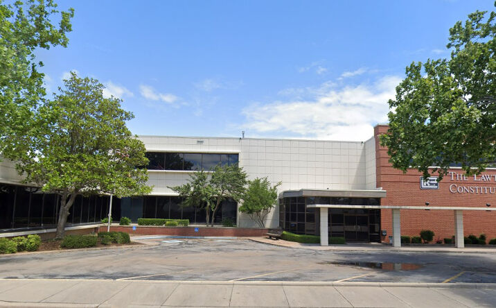 Pictures of Office property located at 102 SW 3rd St. Ste A, Lawton, OK 73501 for lease - image #1