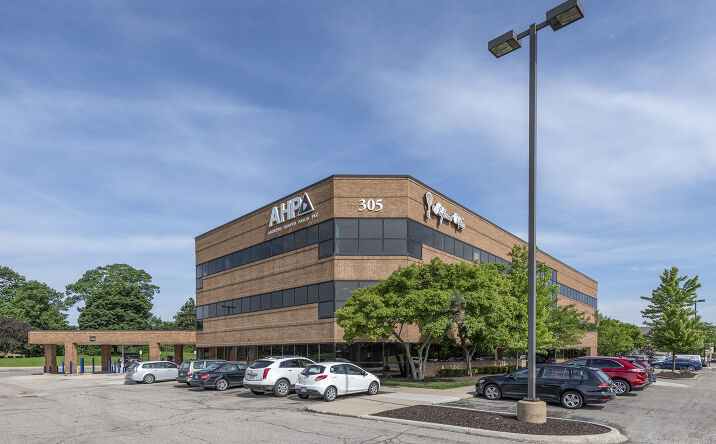 Pictures of Office property located at 305 E Eisenhower Pkwy, Ann Arbor, MI 48108 for lease - image #1