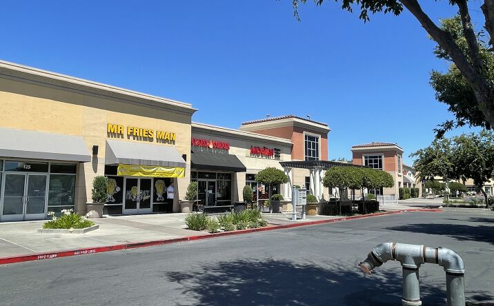 Pictures of Retail property located at 8101-8251 Cosumnes River Blvd, Sacramento, CA 95823 for lease - image #1