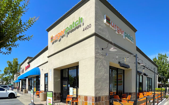 Pictures of Retail property located at 4400 Freeport Blvd, Sacramento, CA 95822 for lease - image #1