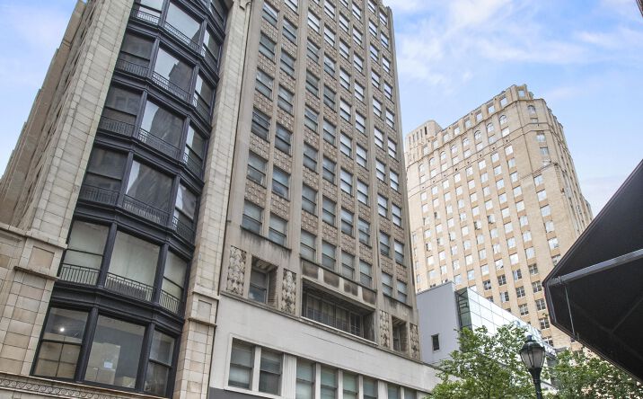 Pictures of Office property located at 1420 Walnut St, Philadelphia, PA 19102 for lease - image #1