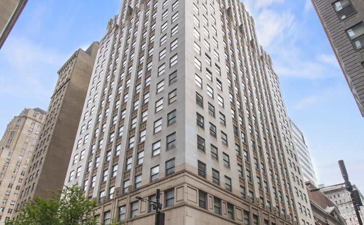 Pictures of Office property located at 1528 Walnut St, Philadelphia, PA 19102 for lease - image #1
