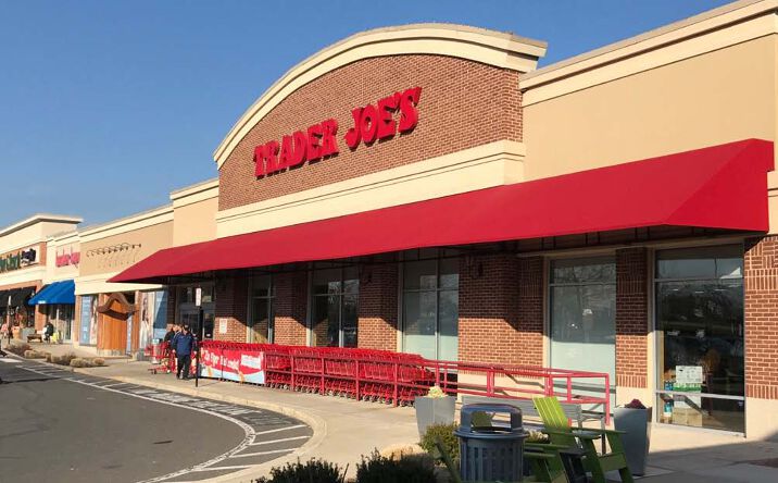 Pictures of Retail, Restaurant property located at 1460 Bethlehem Pike, North Wales, PA 19454 for lease - image #1