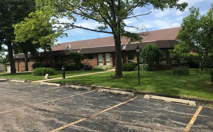 37W040 West Highland Avenue, Elgin, IL 60124 | Crexi.com