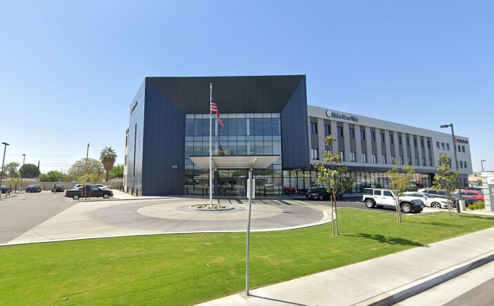 Pictures of Office property located at 625 34th St, Bakersfield, CA 93301 for lease - image #1