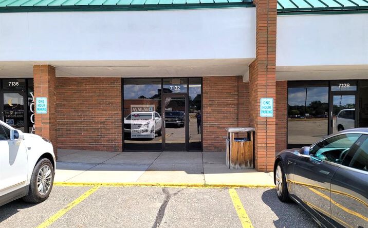 Pictures of Retail, Office property located at 7300 Highland Road, Waterford, MI 48383 for lease - image #1