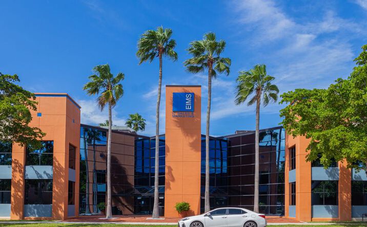 Pictures of Retail, Office property located at 15500 New Barn Rd, Hialeah, FL 33014 for lease - image #1