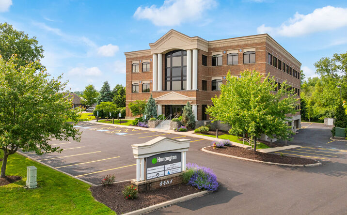 Pictures of Office property located at 4481 Munson St NW, Canton, OH 44718 for lease - image #1