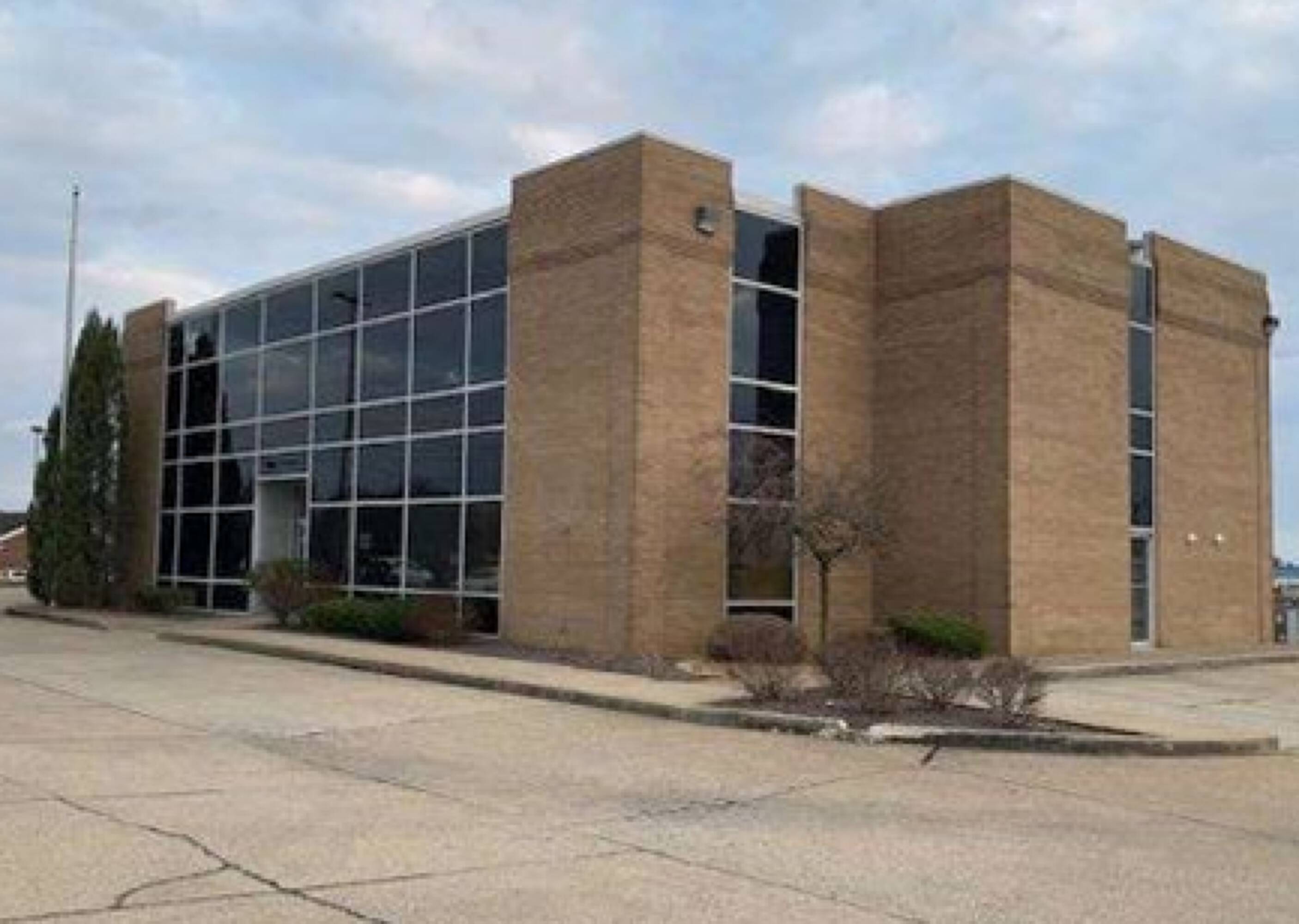 2600 Zion Rd, Henderson, KY 42420