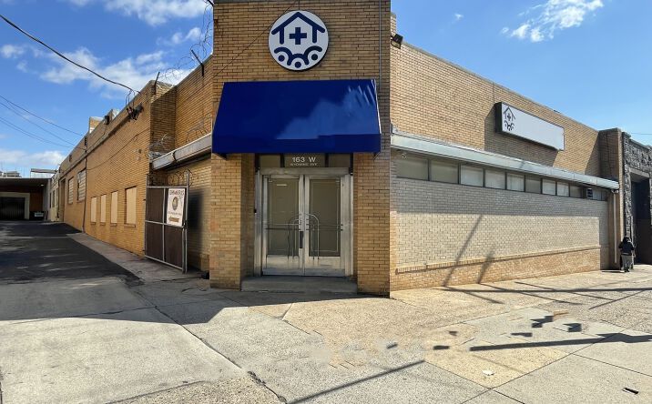 Pictures of Office property located at 157 W Wyoming Ave, Philadelphia, PA 19140 for lease - image #1