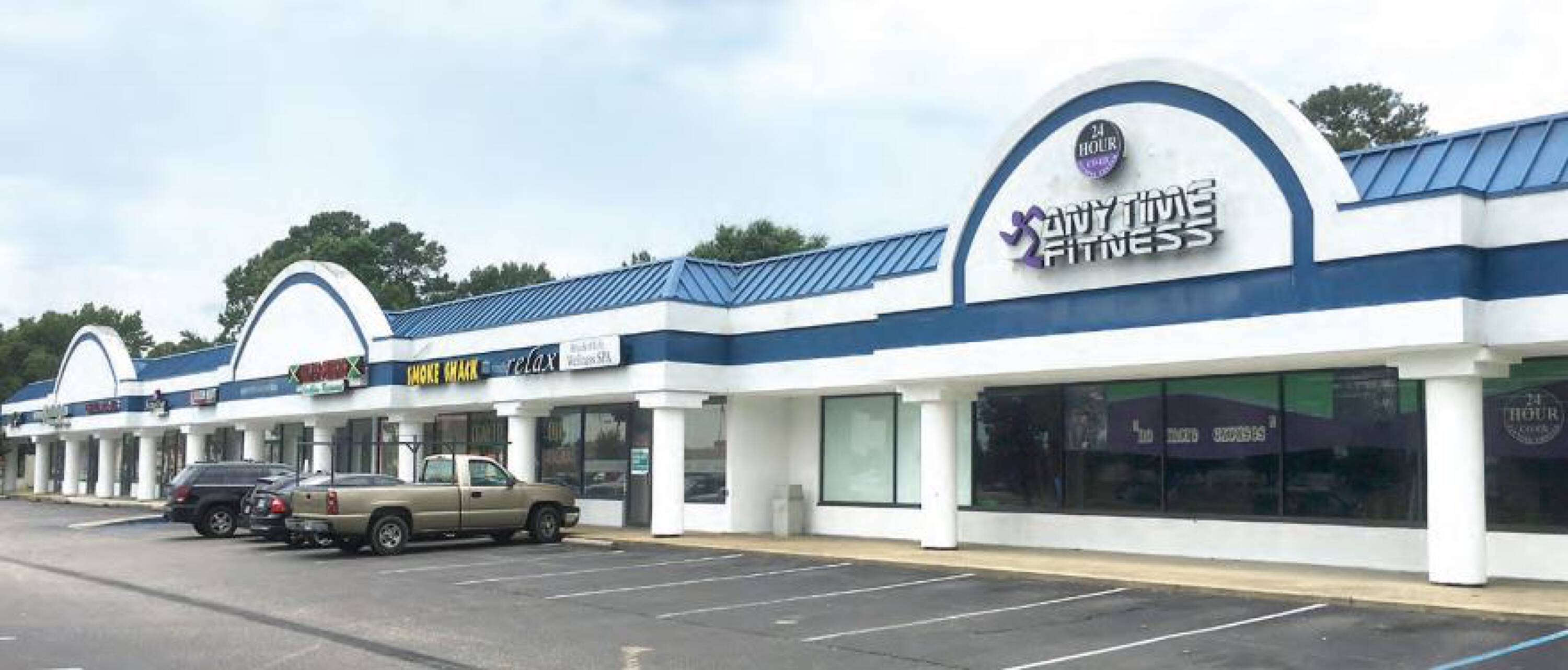 5300 Kemps River Dr, Virginia Beach, VA 23464