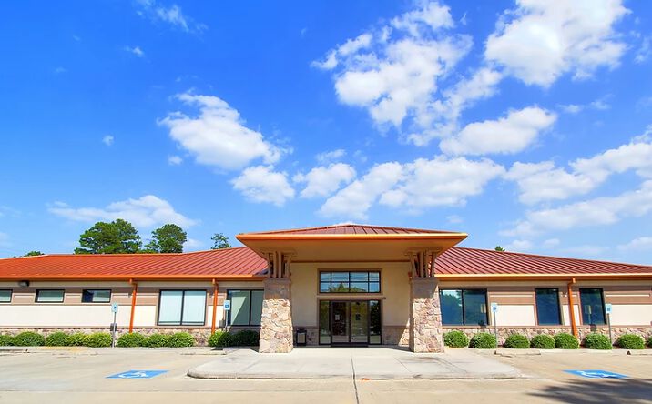 Pictures of Office property located at 503 Medical Center Blvd, Conroe, TX 77304 for lease - image #1