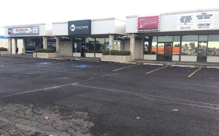 Pictures of Retail property located at 7414 - 7458 N Division St, Spokane, WA 99208 for lease - image #1