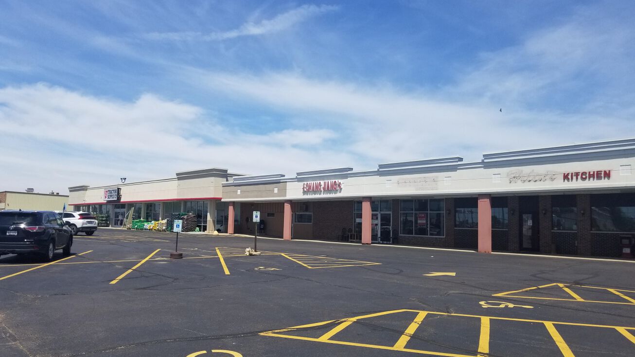 Pictures of Retail property located at 1120 W Main St, Waupun, WI 53963 ...