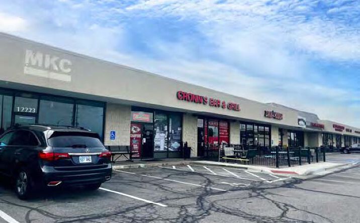 Pictures of Retail property located at 12101 W 87th Street, Lenexa, KS 66215 for lease - image #1