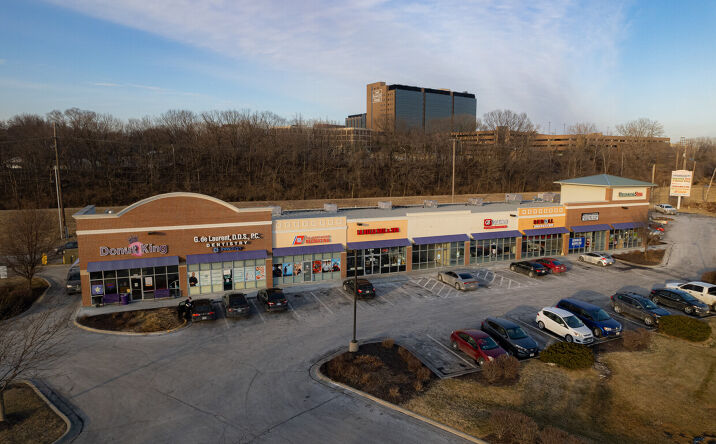 Pictures of Retail property located at 2320 Armour Rd, North Kansas City, MO 64116 for lease - image #1