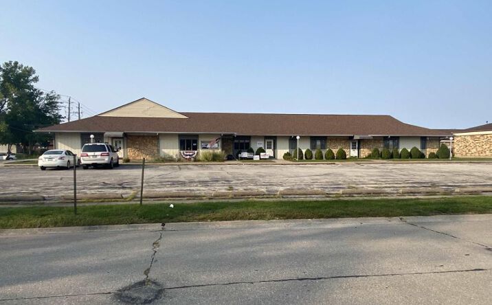 Pictures of Office, Retail property located at 1531 47TH Avenue #3, Moline, IL 61265 for lease - image #1