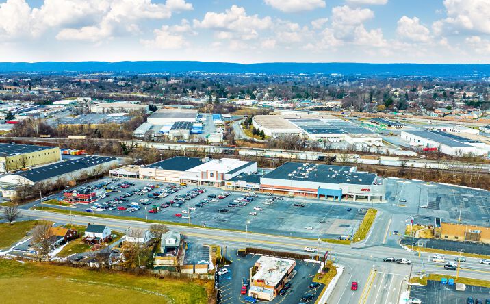 image of property at 3433 Simpson Ferry Rd Camp Hill, PA 17011