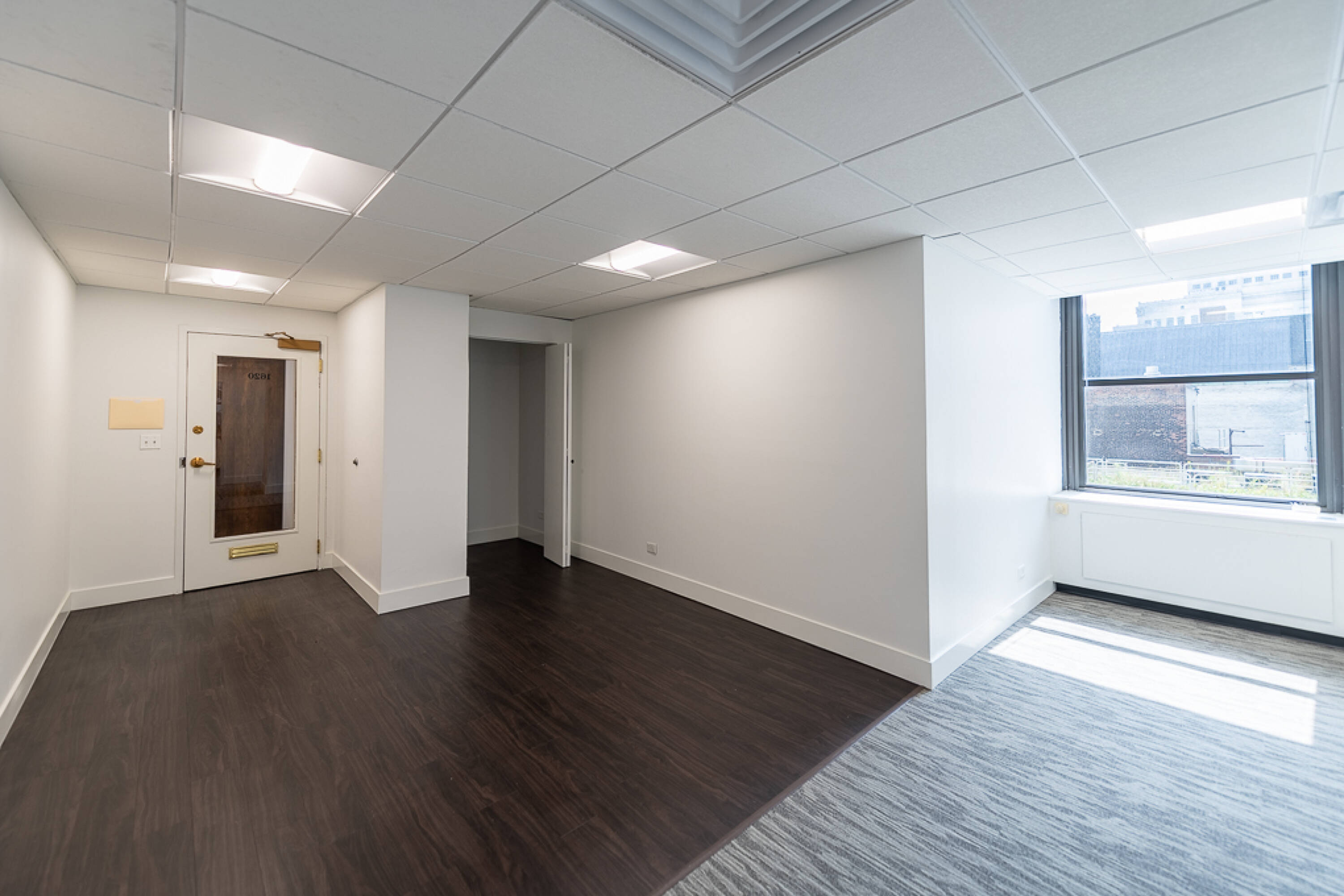2593412