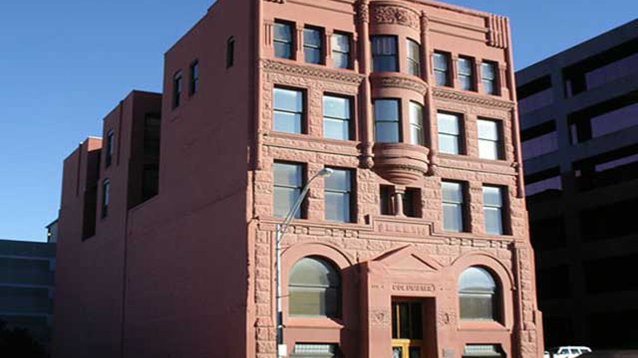 112 SW 6th Ave, Topeka, KS 66603 Office Space for Lease Columbian