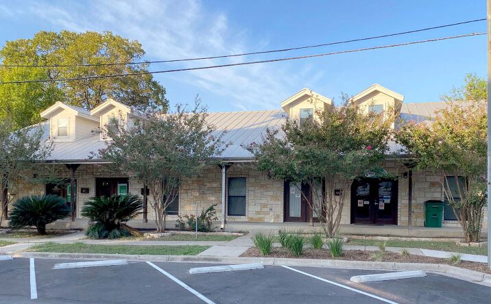 Pictures of Office property located at 110 S Lampasas St, Round Rock, TX 78664 for lease - image #1