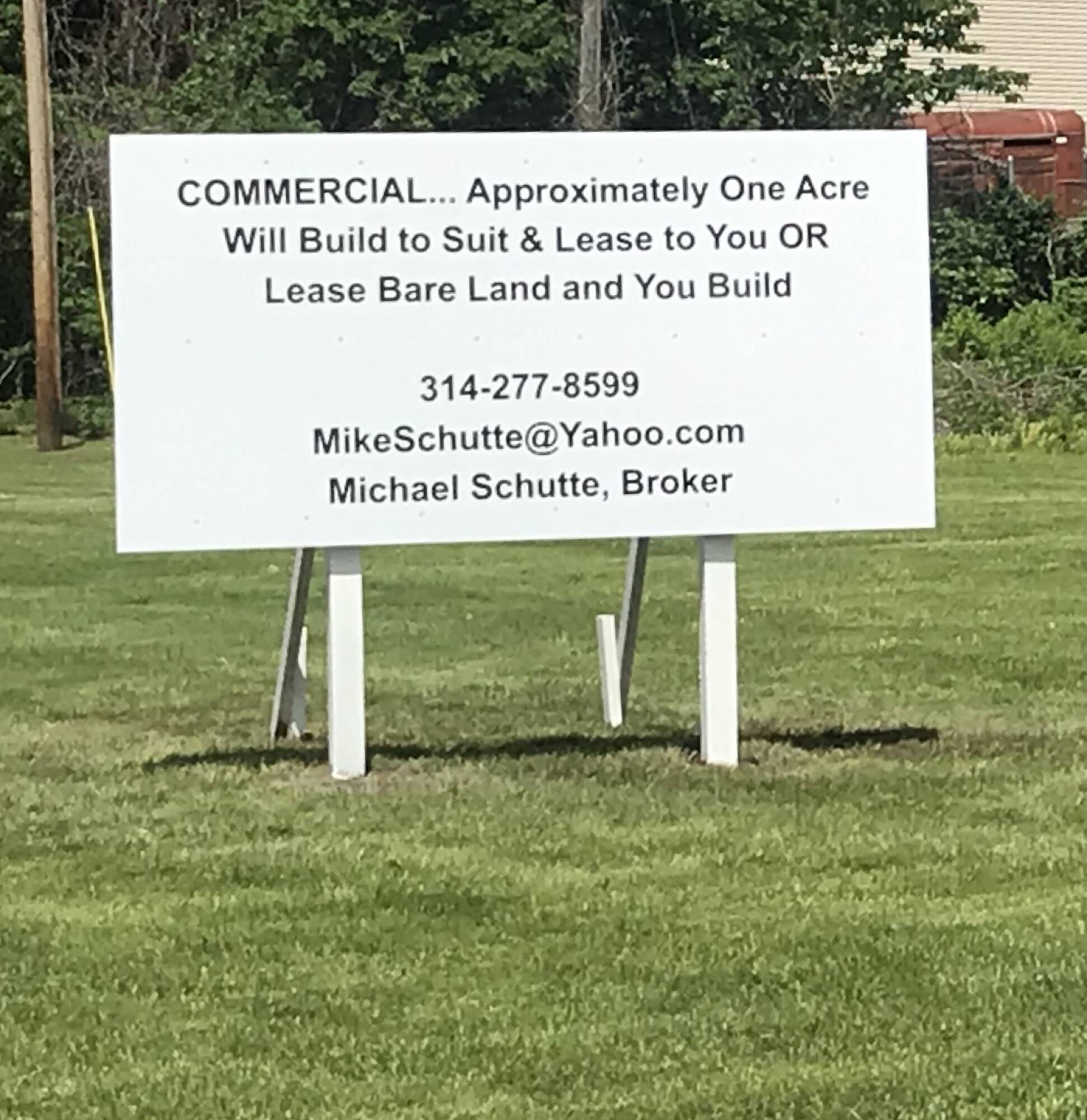 Tennyson Rd, Hannibal, MO 63401