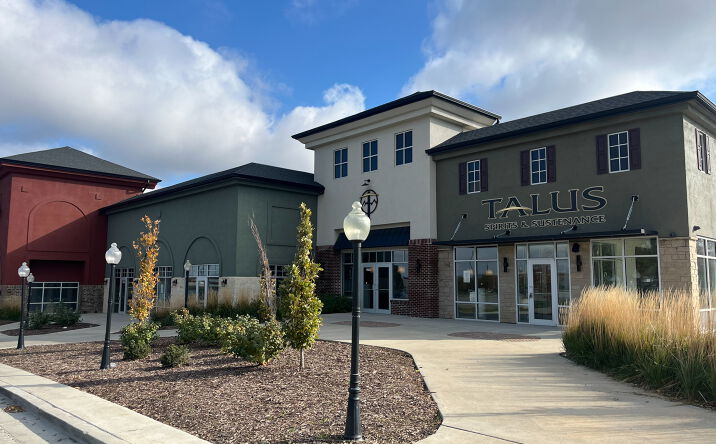 Pictures of Retail property located at 17205 Evans St, Omaha, NE 68116 for lease - image #1