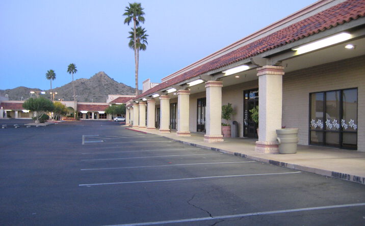 Pictures of Retail, Office, Special Purpose property located at 13832 N 32nd St, Phoenix, AZ 85032 for lease - image #1