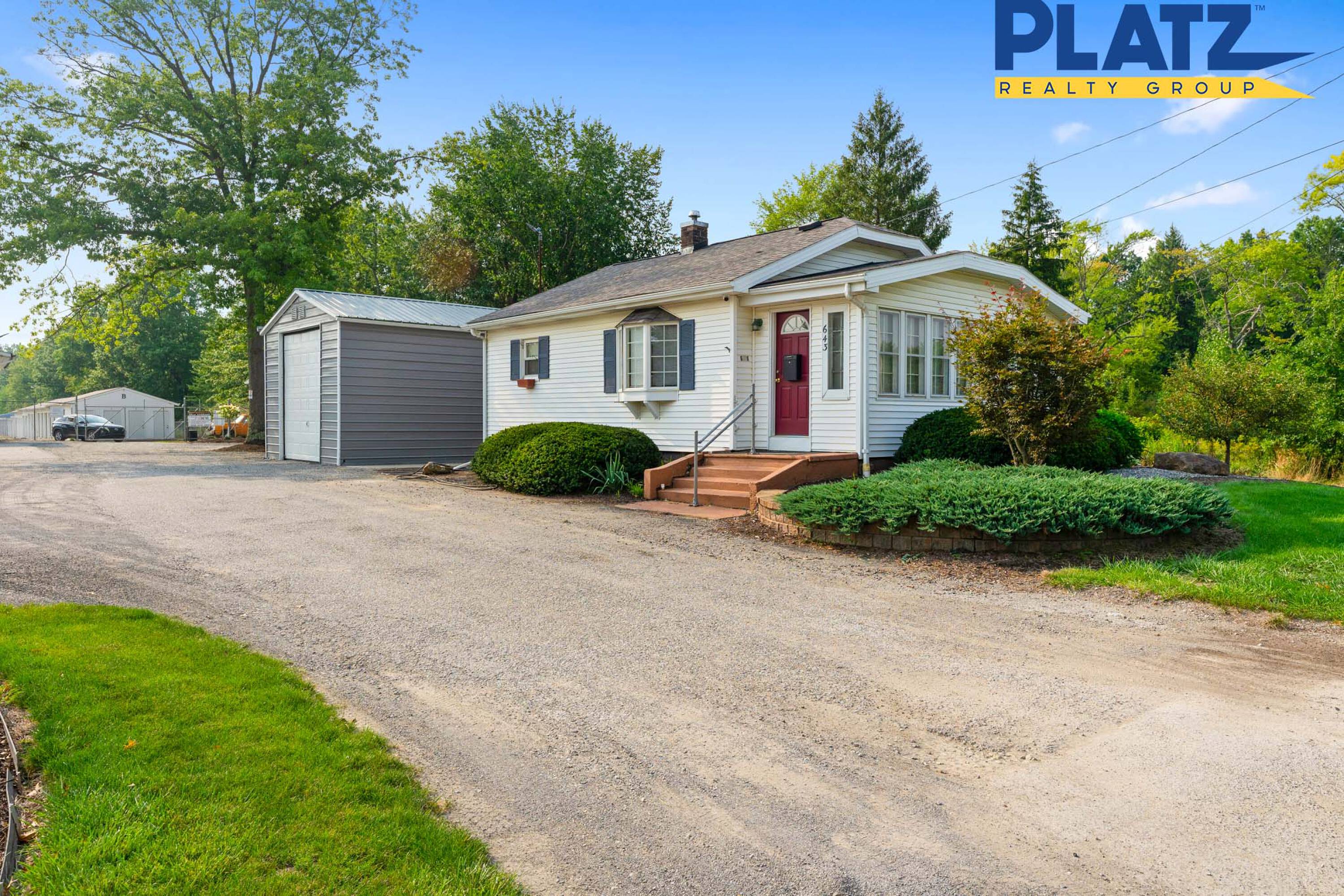 6436 Belmont Ave, Girard, OH 44420