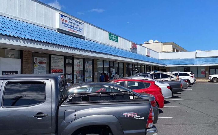 Pictures of Retail property located at 1101 North King Street, Honolulu, HI 96817 for lease - image #1