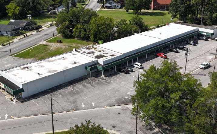 Pictures of Retail property located at 601-729 Walnut St, Rocky Mount, NC 27803 for lease - image #1