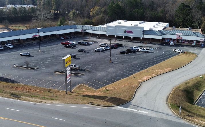 Pictures of Retail property located at 620 Big A Rd, Toccoa, GA 30577 for lease - image #1
