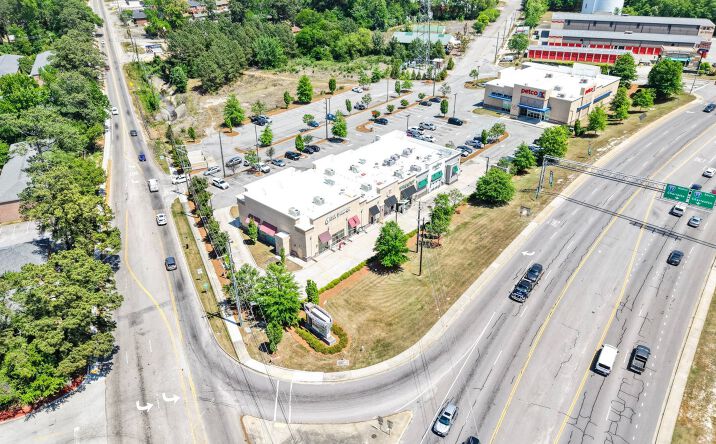 Pictures of Retail, Restaurant property located at 106 Percival Rd, Columbia, SC 29206 for lease - image #1