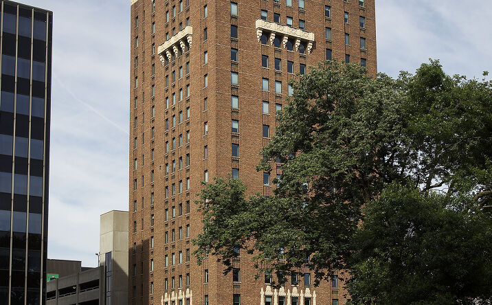 Pictures of Office property located at 200 N 3rd St, Harrisburg, PA 17101 for lease - image #1