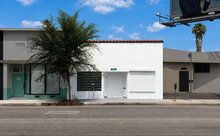 Pictures of Retail, Office property located at 2861 S. Robertson Blvd, Los Angeles, CA 90034 for lease - image #1