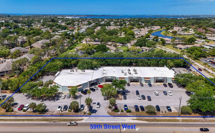 Pictures of Office property located at 2902 59th St W, Bradenton, FL 34209 for lease - image #1