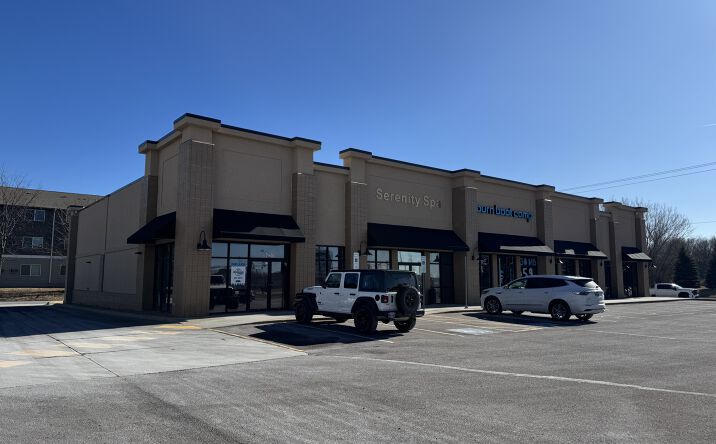 Pictures of Retail, Office property located at 7640 S Louise Ave, Sioux Falls, SD 57108 for lease - image #1